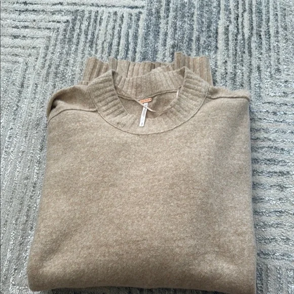 free people phoebe pullover - Picture 2 of 9